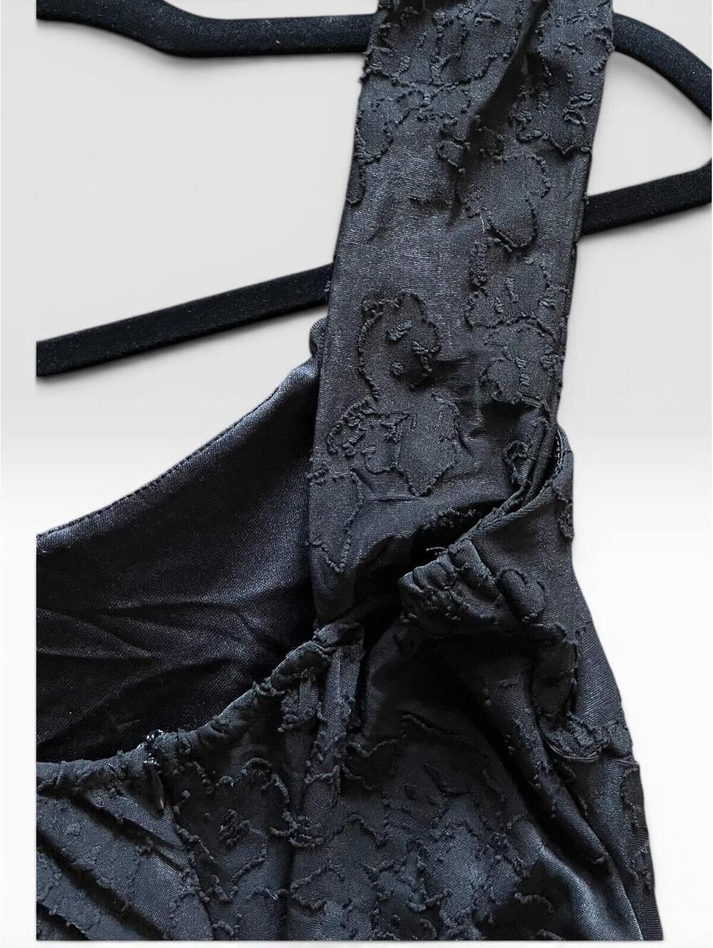 Black Textured Sleeveless Asymmetric Maxi Dress - Picture 6 of 6